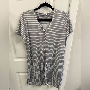 Size small, short sleeve robe/sleep shirt